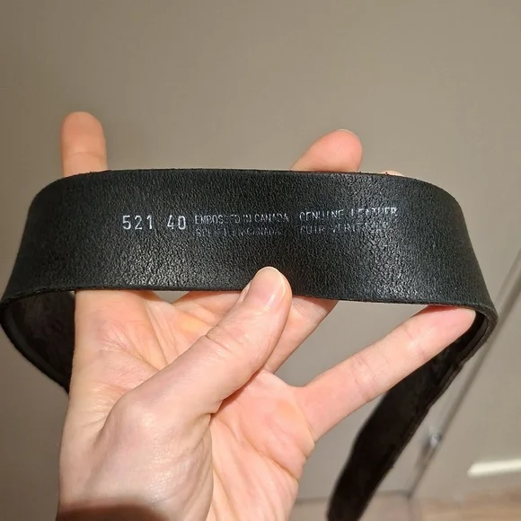 Men's Black Genuine Leather Embossed/Etched Belt with Horse Design (Size US 40) - Picture 9 of 10